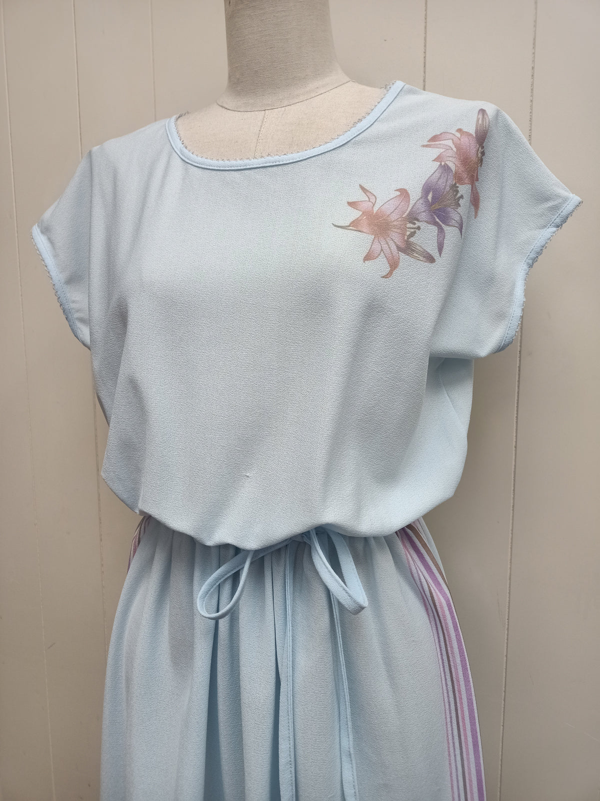 Vintage Lily Framed Dress