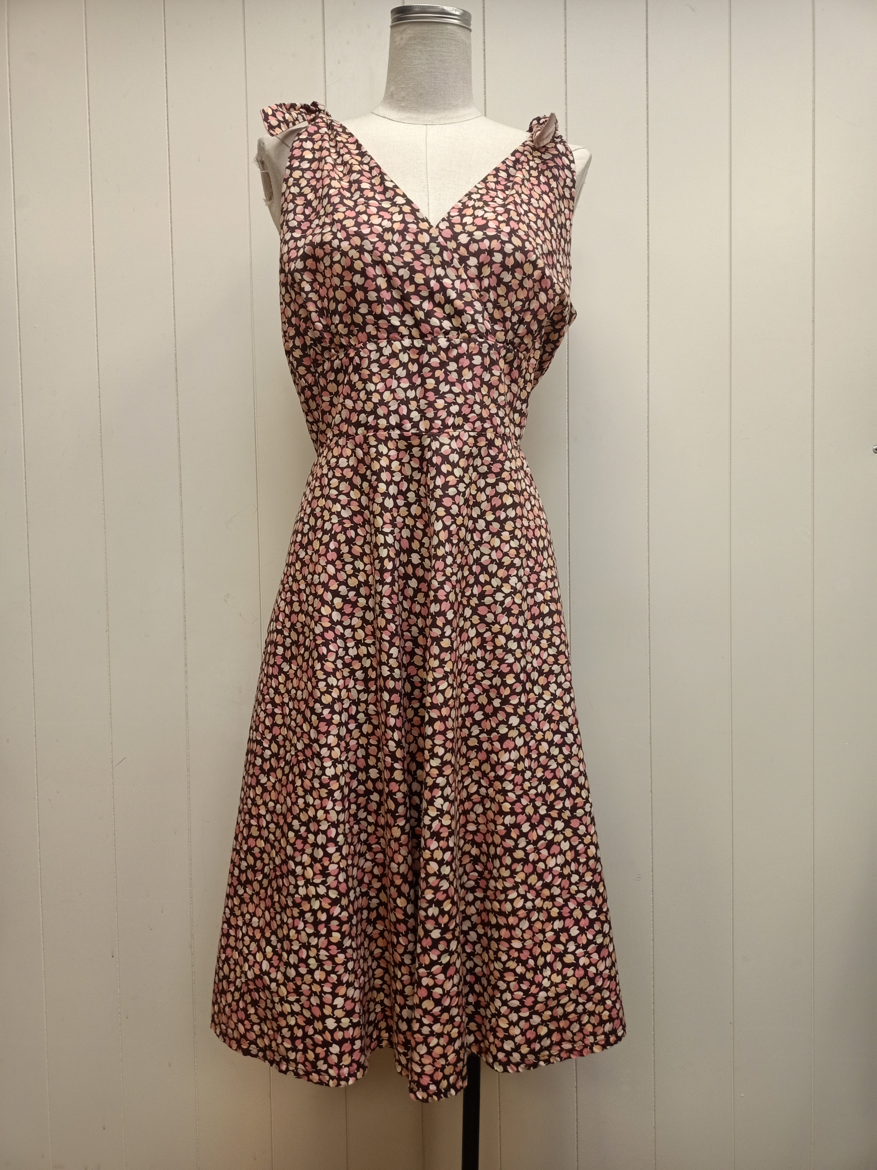 De Vol Clothing Tie Shoulder Dress