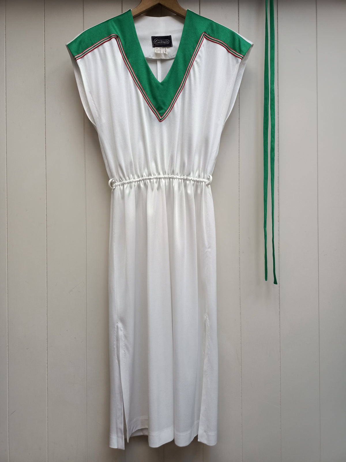 Vintage Cocktails Green Contrast Dress
