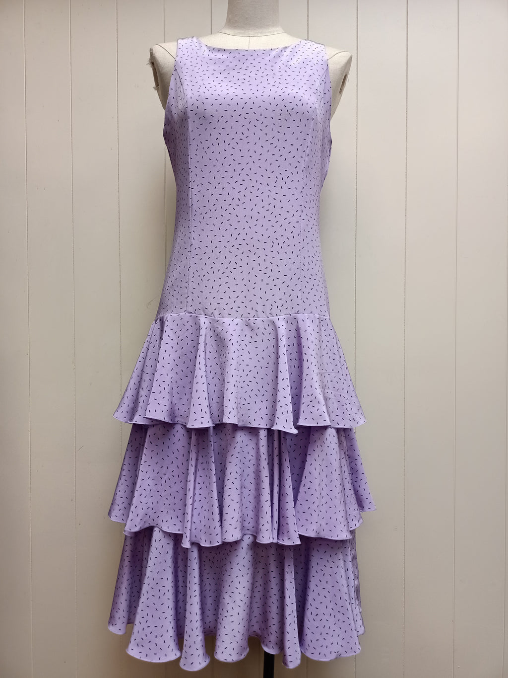 Vintage Queen's Purple Ruffle Dress