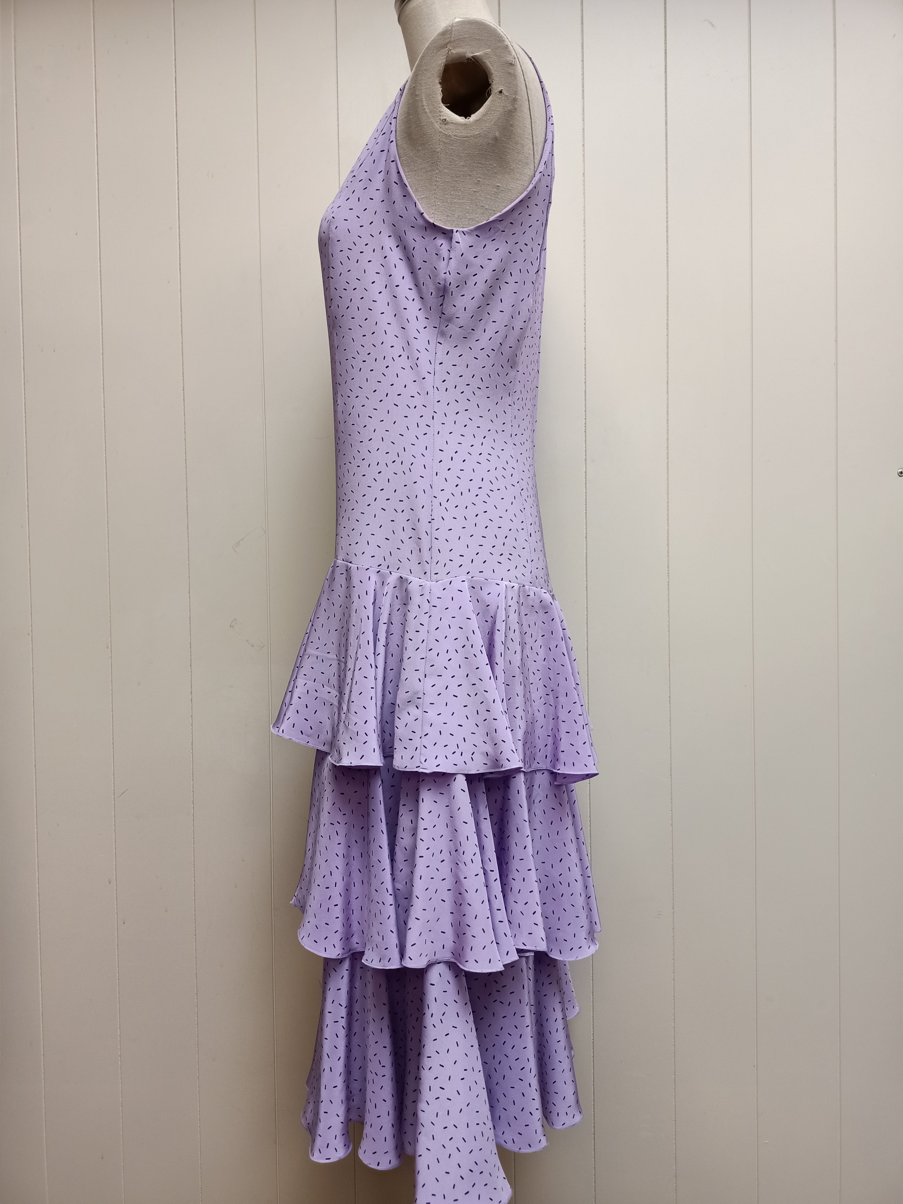 Vintage Queen's Purple Ruffle Dress