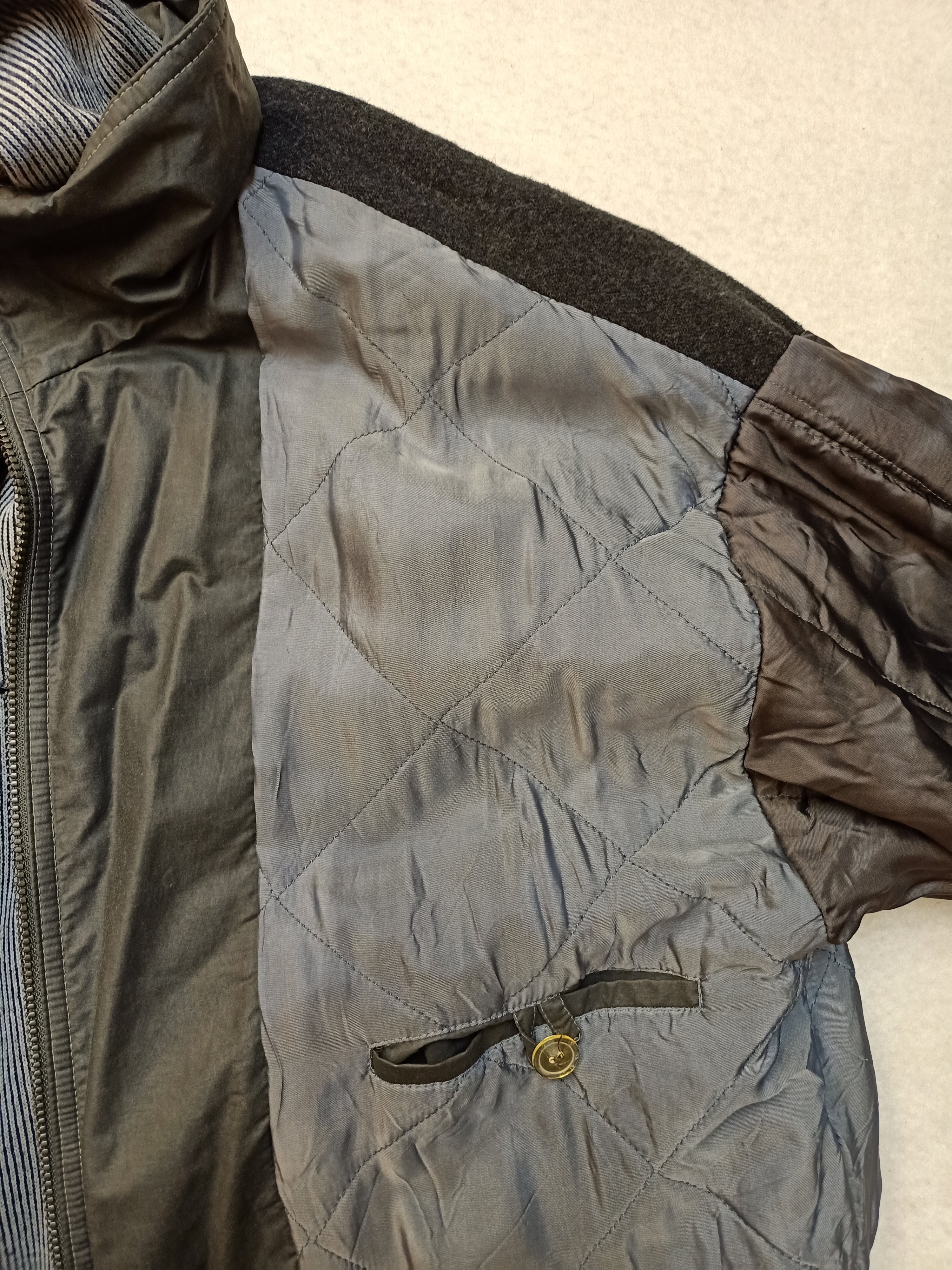 Moment Heavy Duty Raincoat