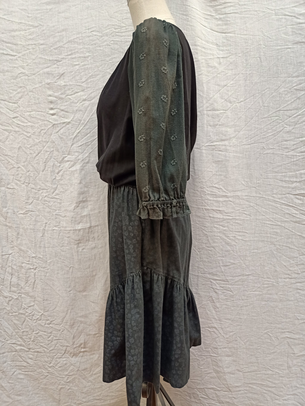 Vintage Dressence.10 Dress