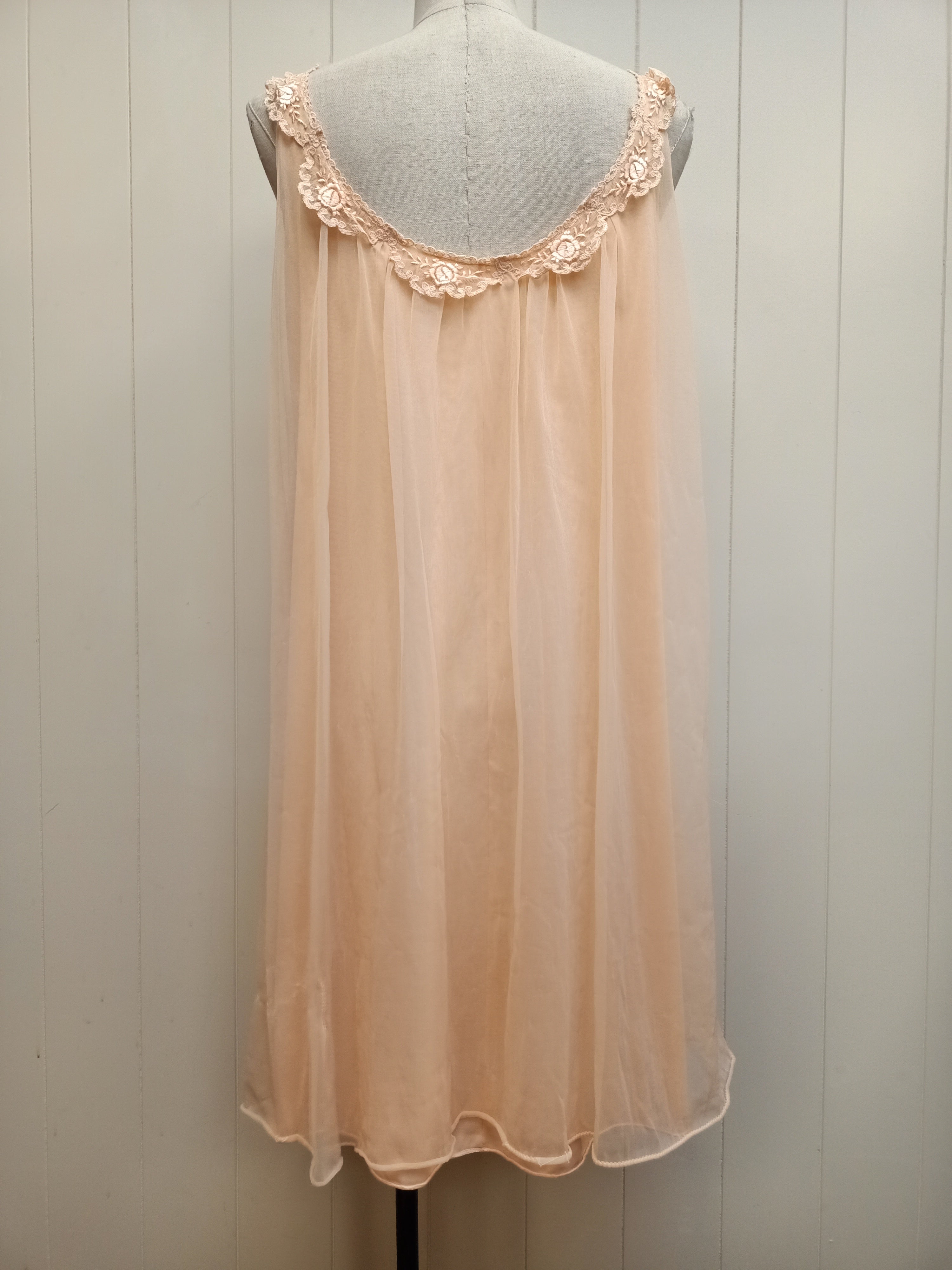 Vintage Starway Peach Nightie