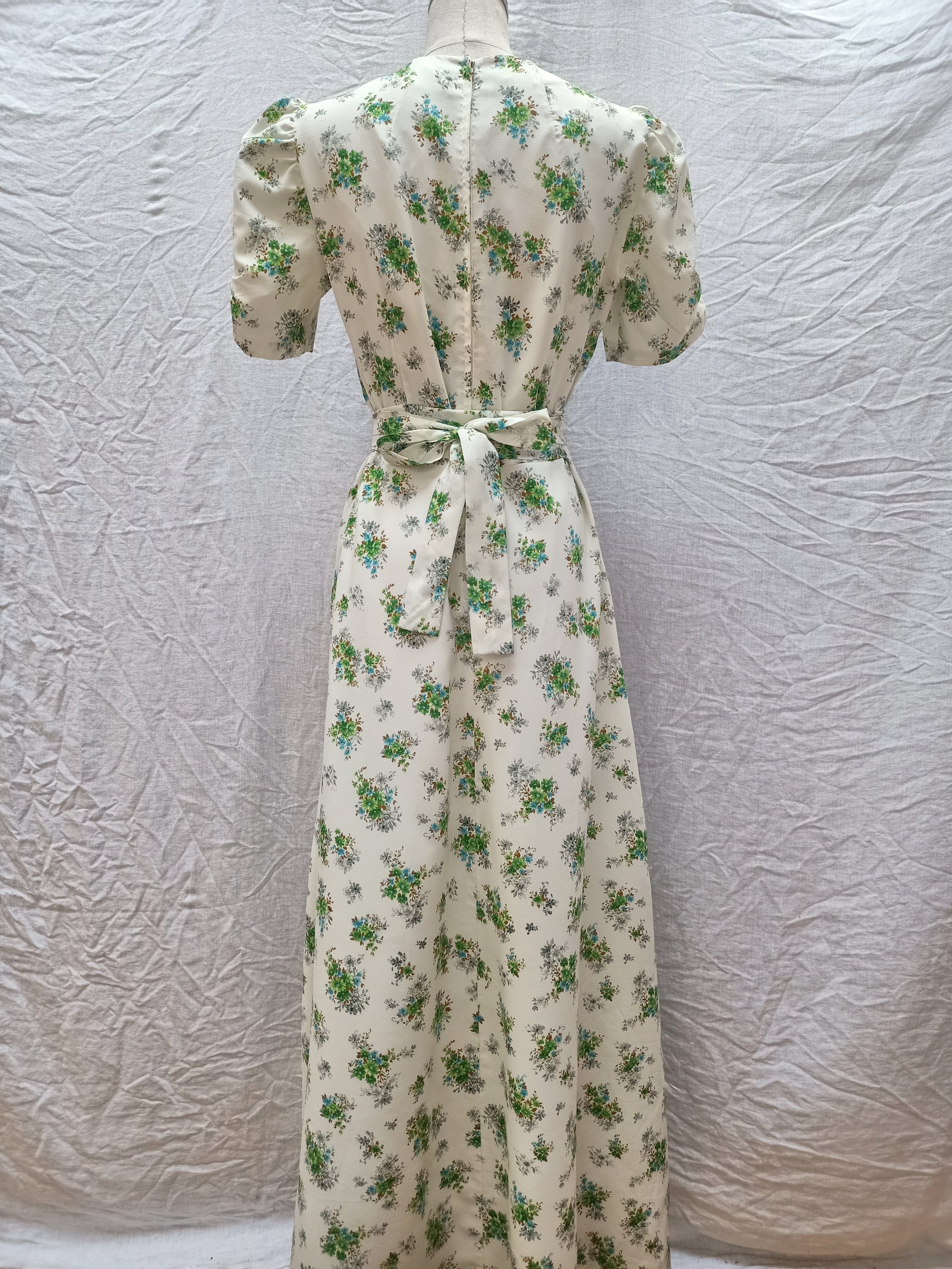 Vintage Cottagecore Maxi Dress