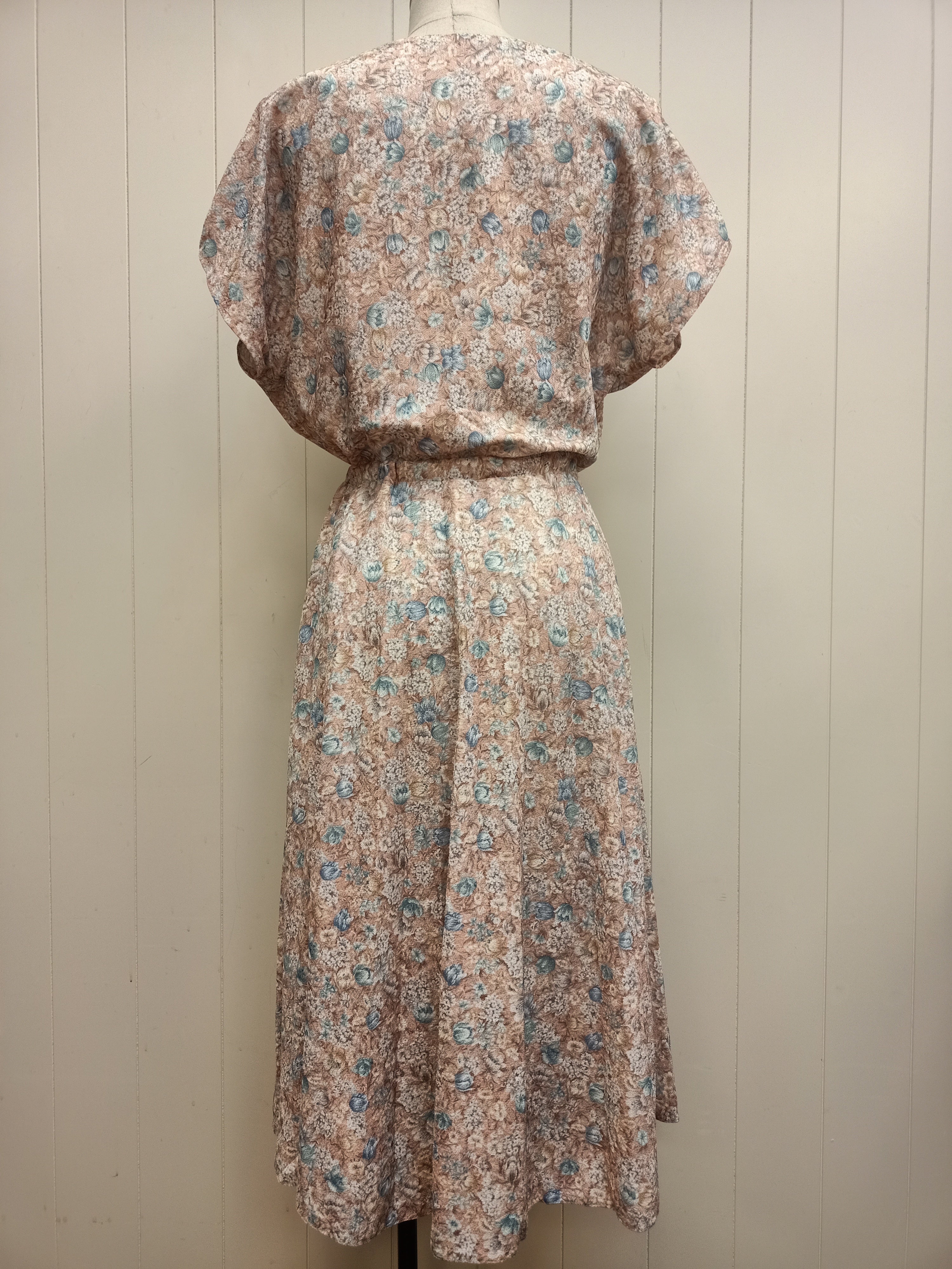 Vintage Gainsboro Floral Sheen Dress