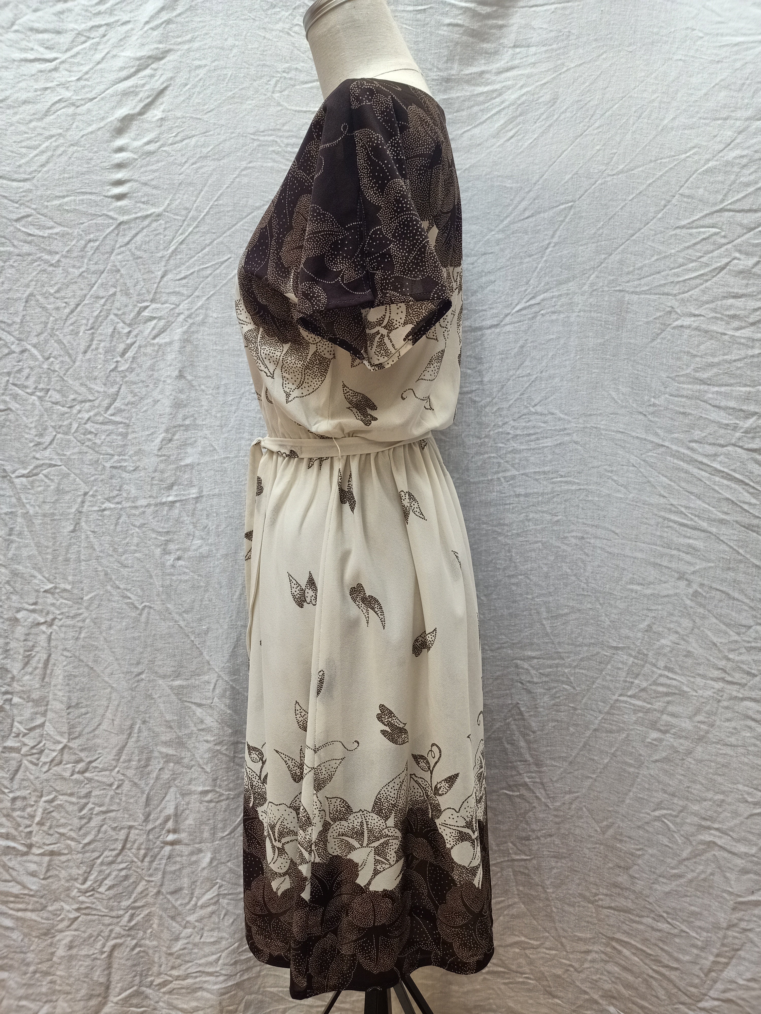 Vintage Brown Leaf Dress