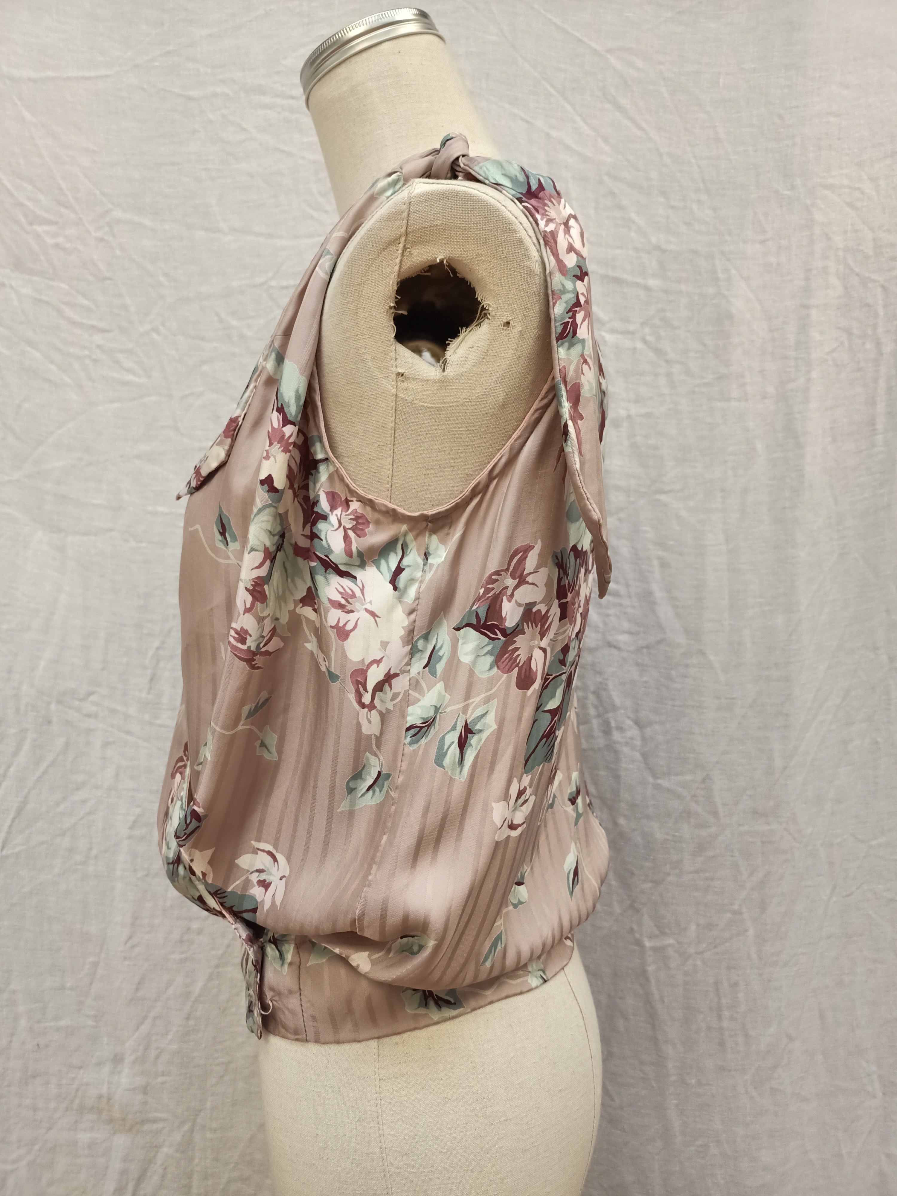 Robin Jones Wrap Top