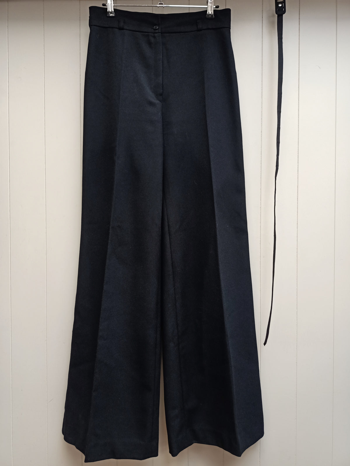 Vintage Formula Fashions Black Wide Leg Pants