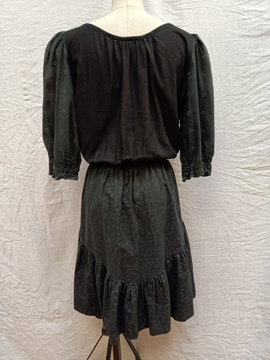 Vintage Dressence.10 Dress