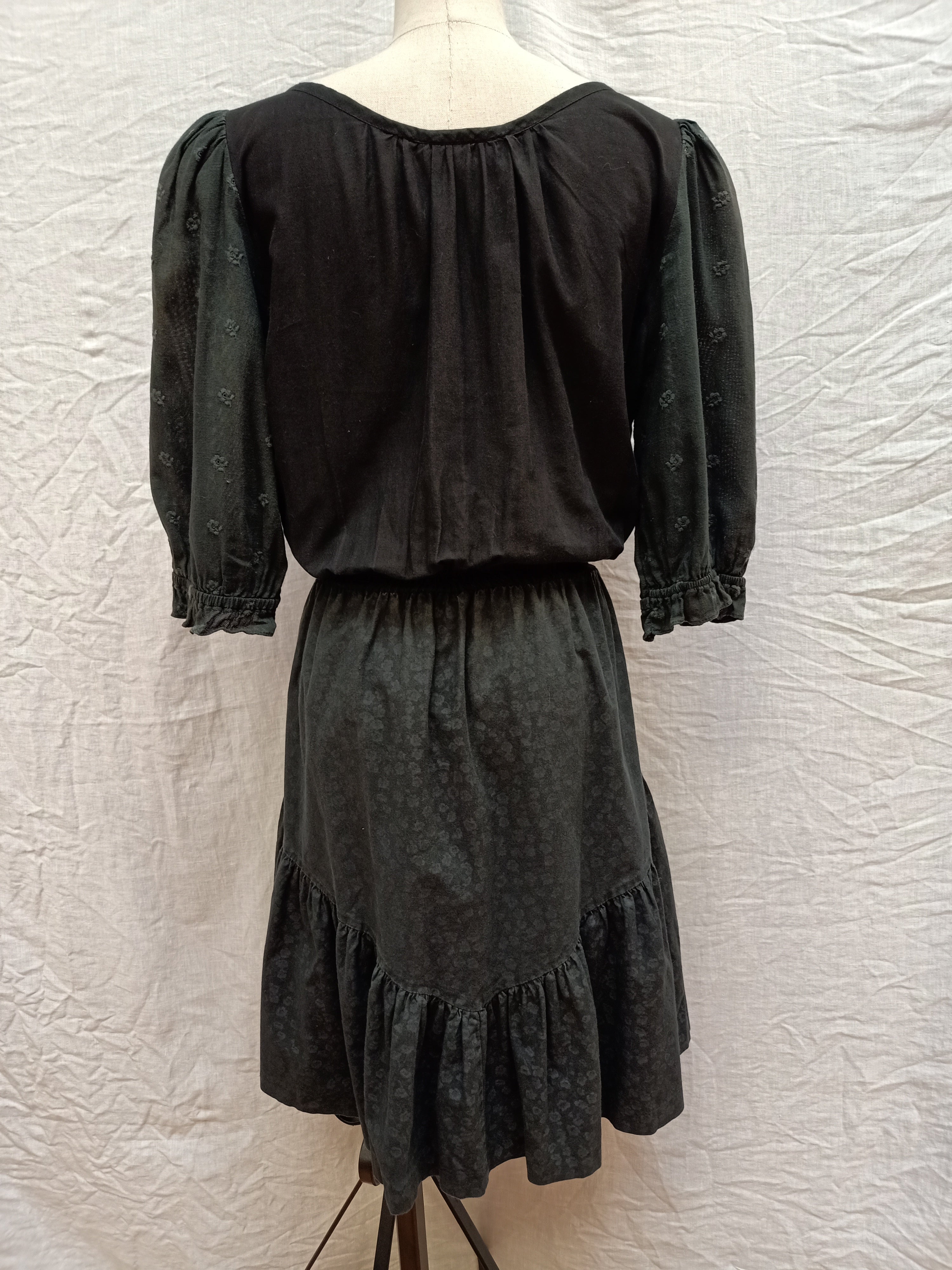 Vintage Dressence.10 Dress