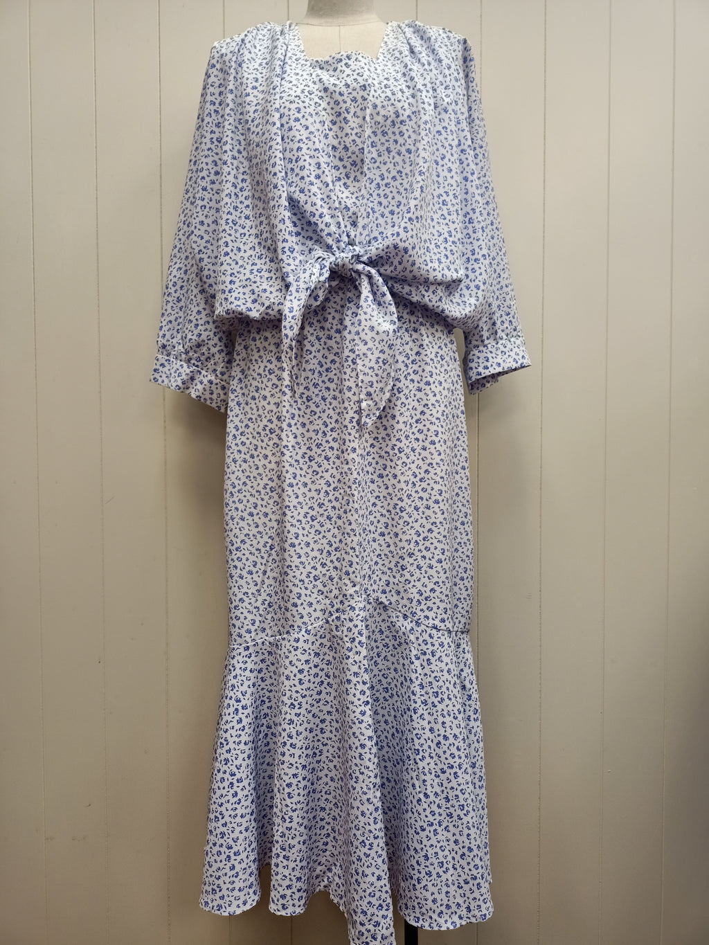 Vintage Anthony Richards Tie Front Dress