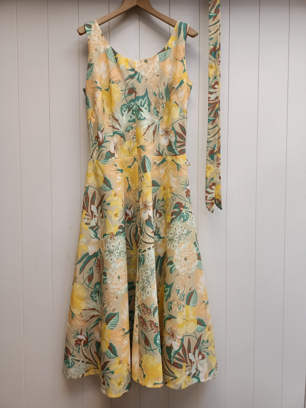 Vintage Sun Rigger Floral Dress