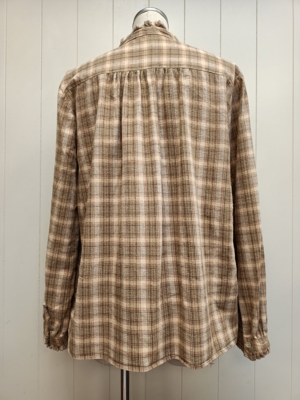 Vintage Plaid Button Up 
Shirt