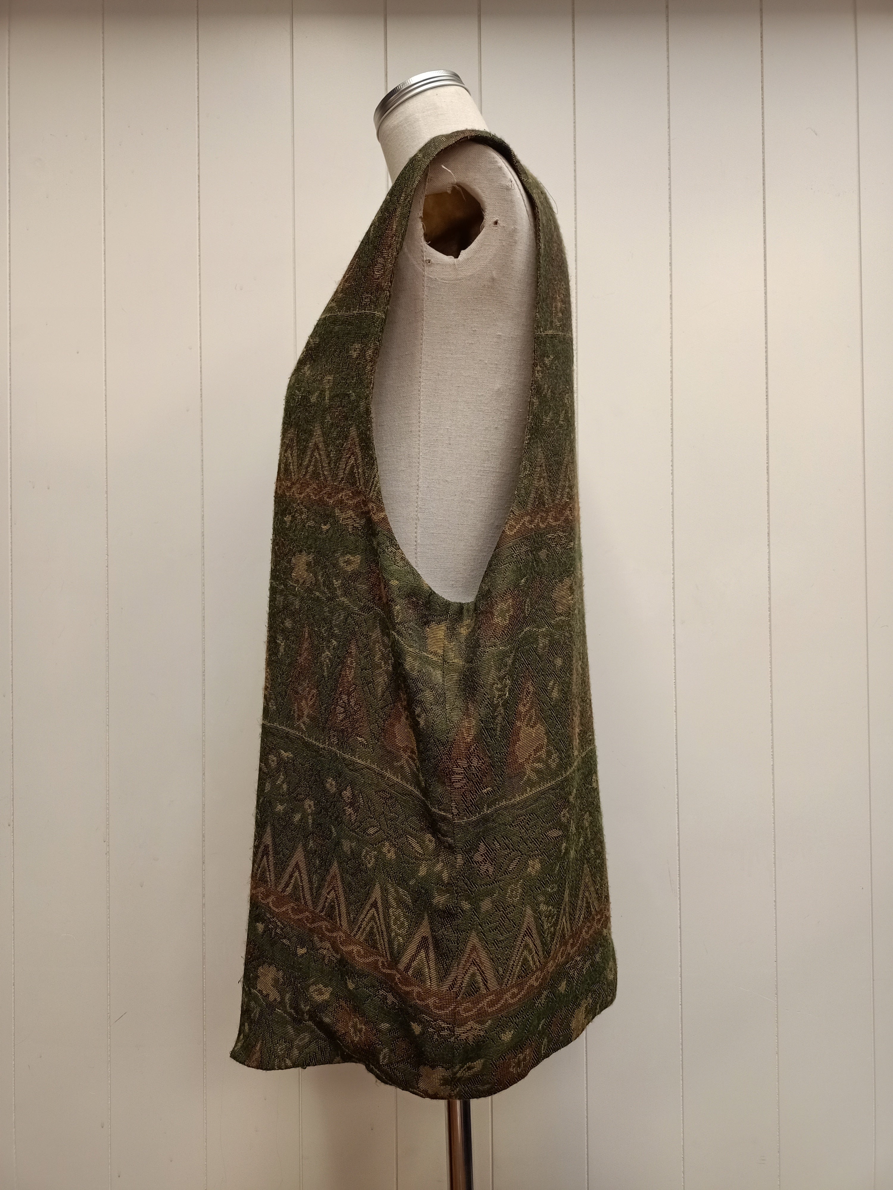 Vintage Hero Jacquard Vest