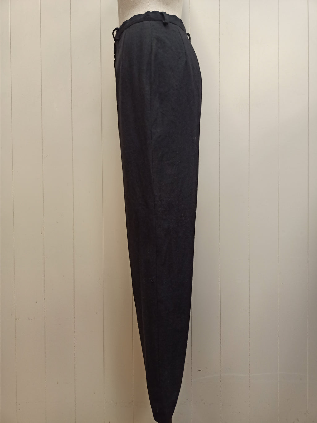 Wool Black Capri Pants