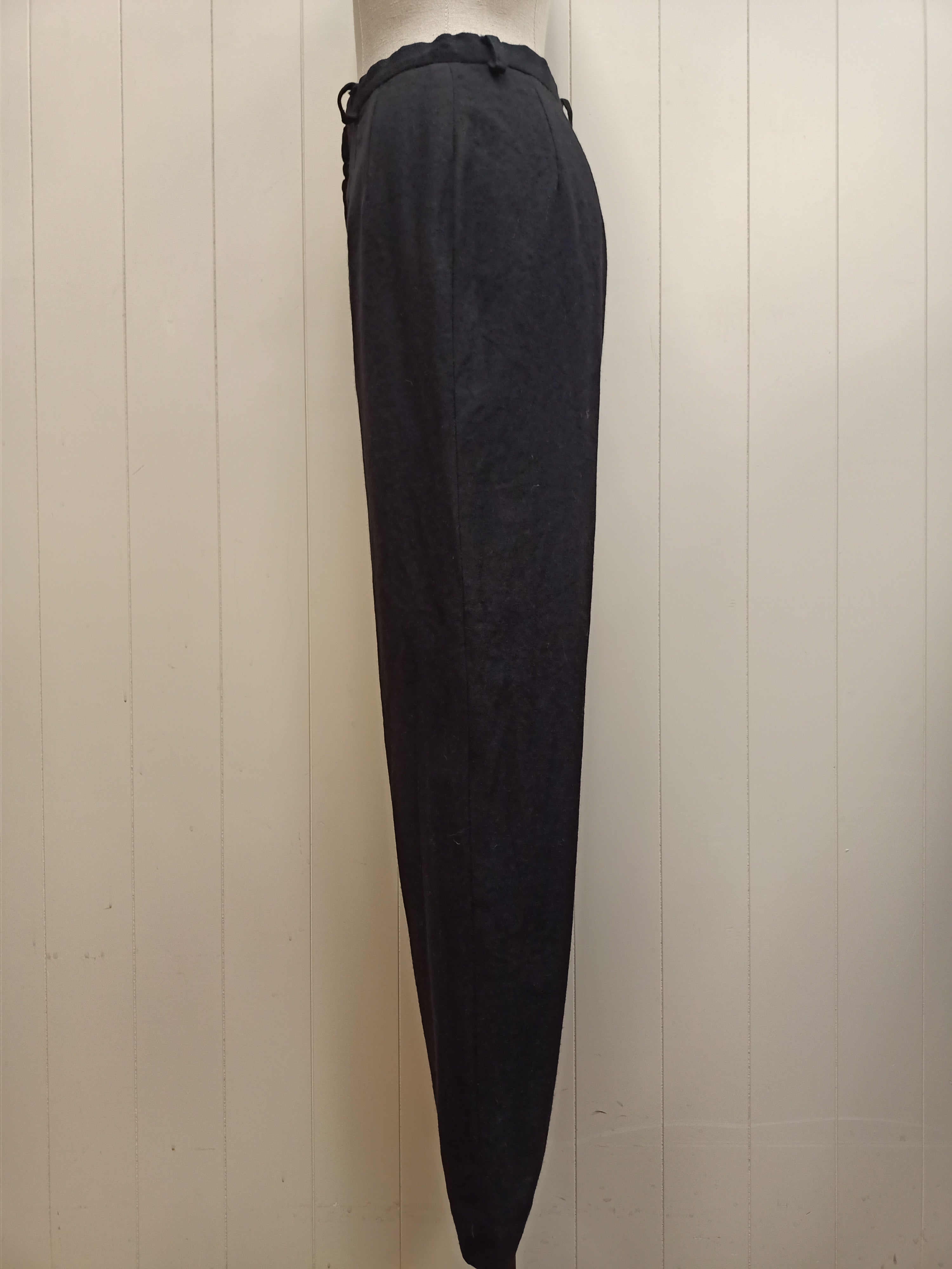 Wool Black Capri Pants