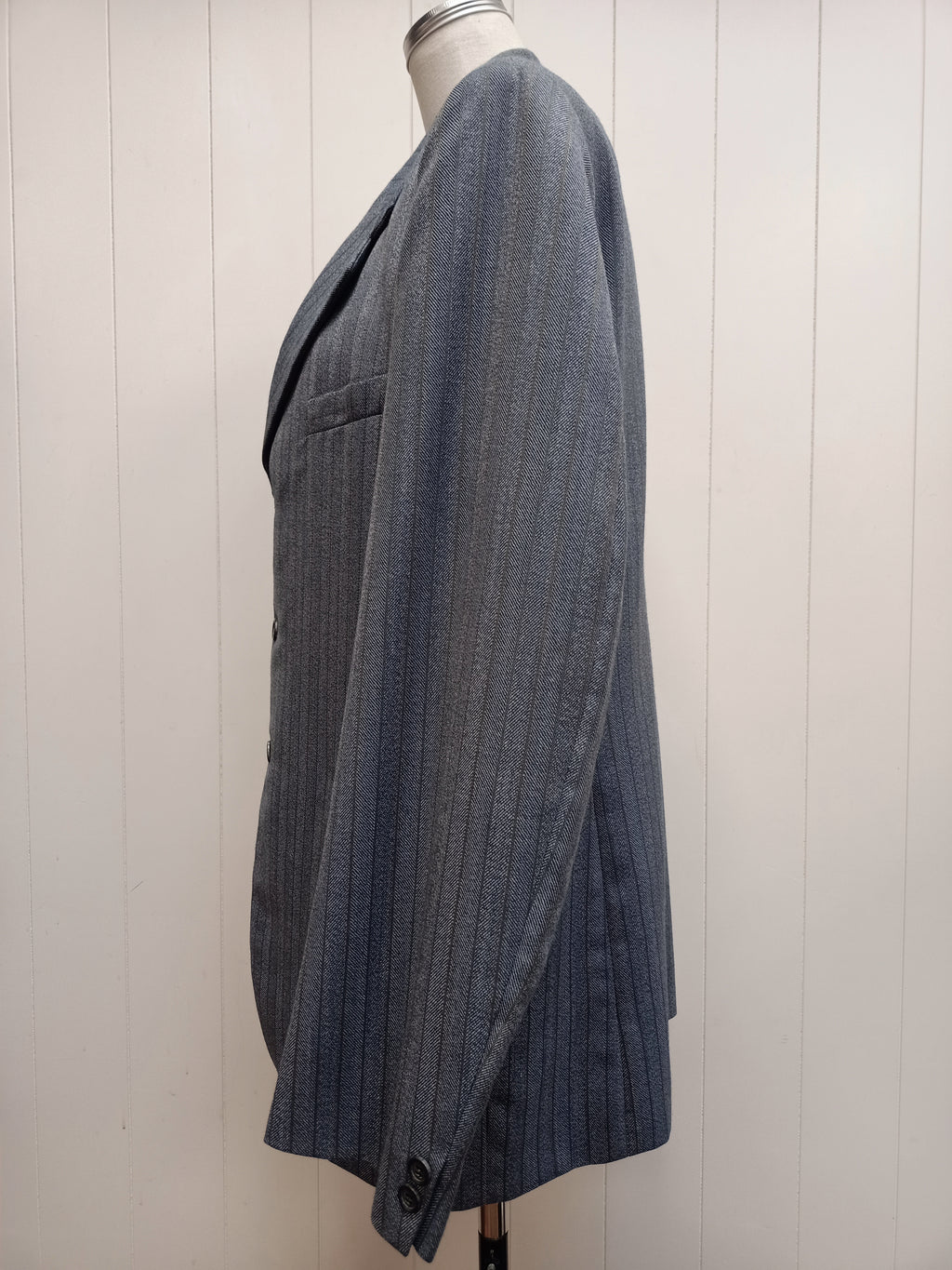 Vintage Mens Statesman Herringbone Suit