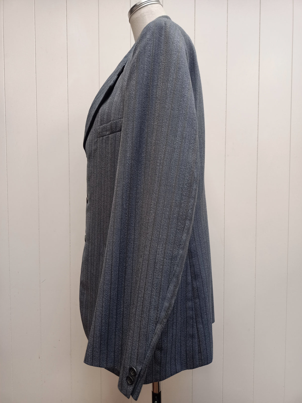 Vintage Mens Statesman Herringbone Suit