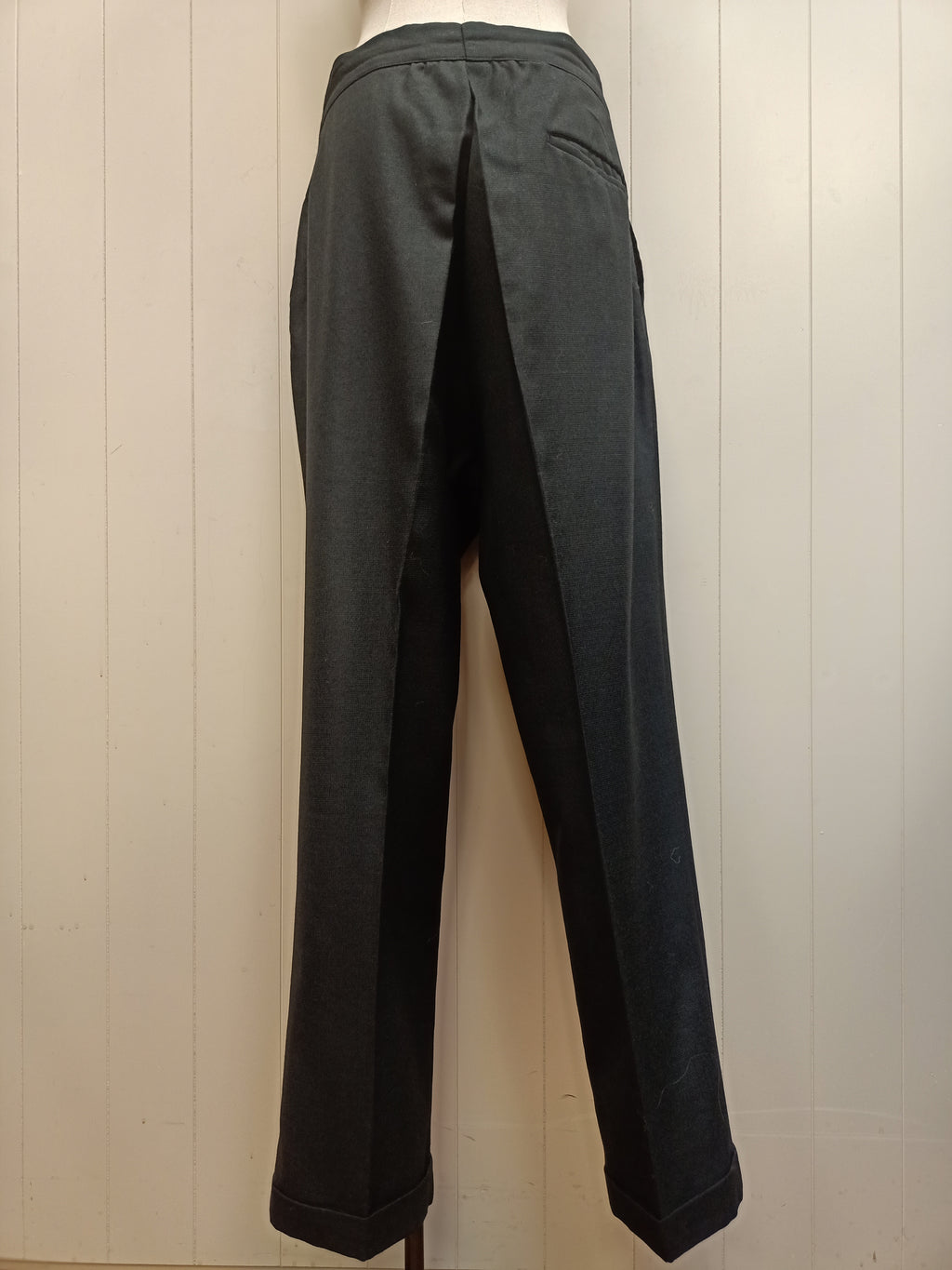 Vintage Mens Aranui Pants
