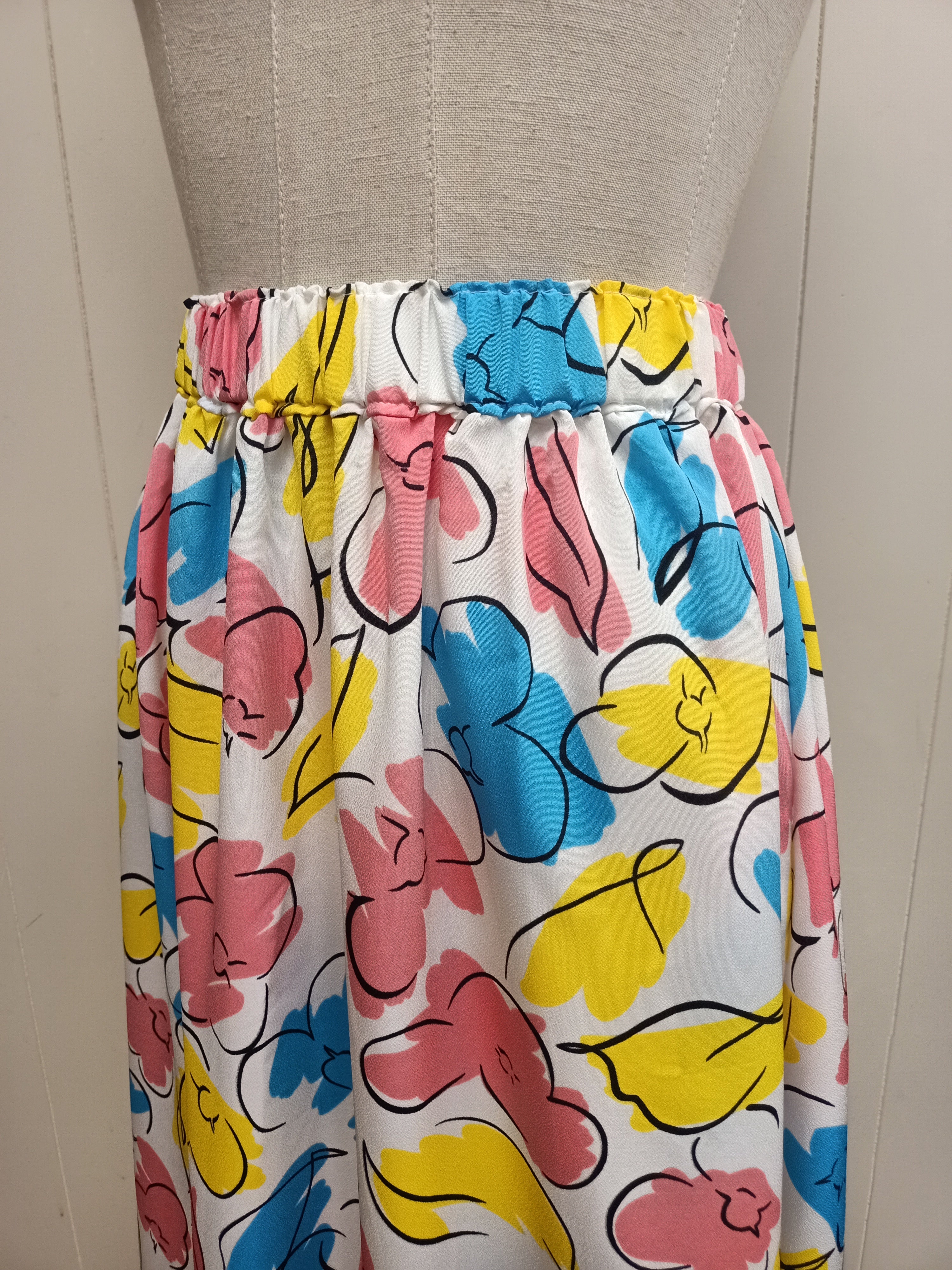 Vintage Floral Linework Skirt