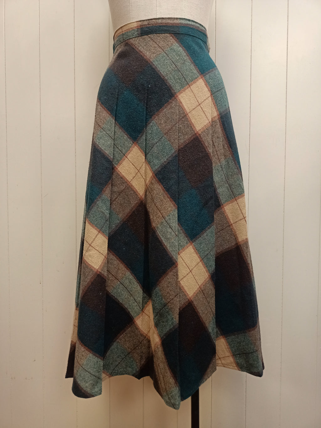 Vintage Royal Wyndham Collection Plaid Skirt